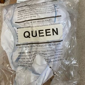 QUEEN Microfiber Mattress Cover LAST CALL 🛏